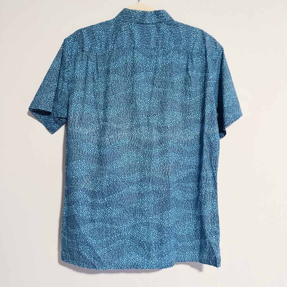 Tori Richard - Blue School of Fish Short Sleeve Button Down Shirt - Picture 5 of 6